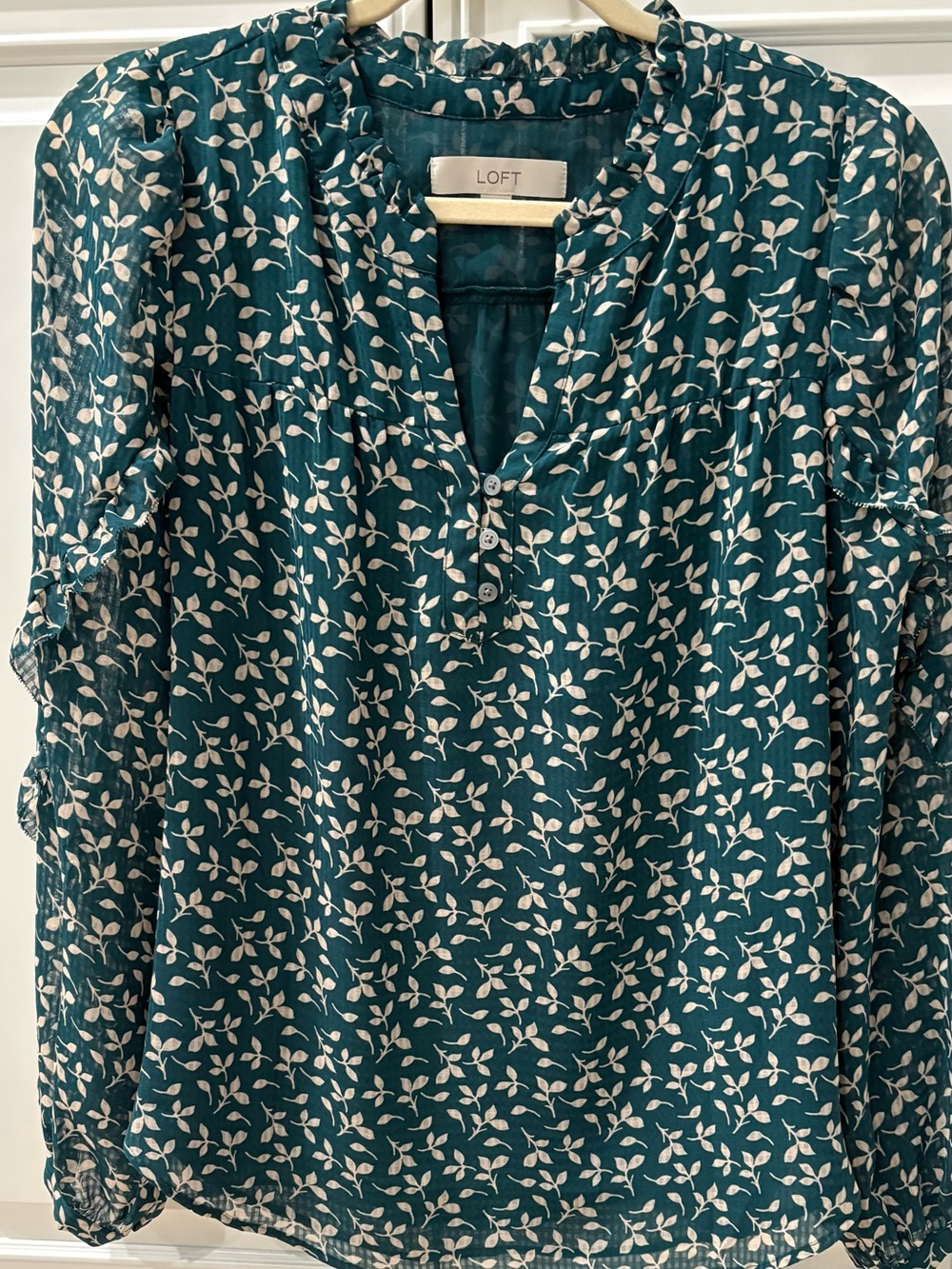 LOFT Green Floral V-Neck Long Sleeve Blouse